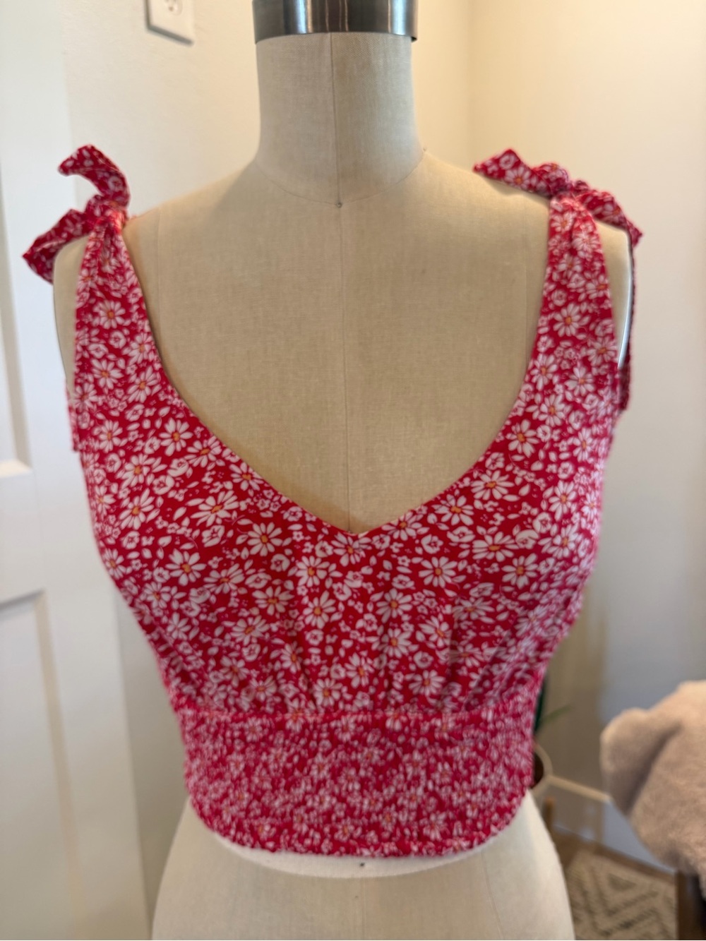 Hollister Red Floral Tie-Shoulder Smocked Crop Camisole